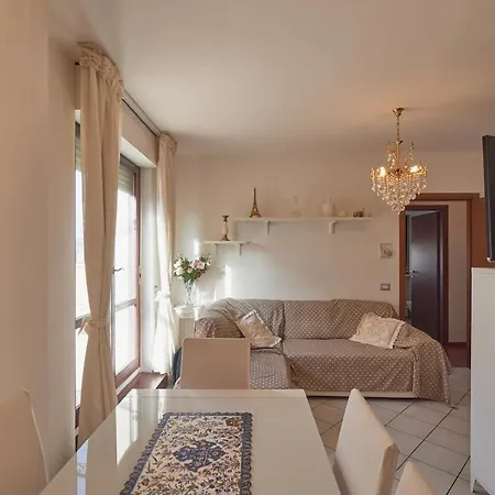 Am16 - Spazioso Vicino Stazione