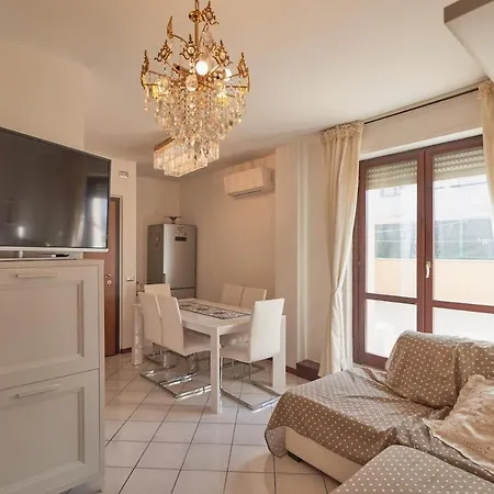 Appartamento Spazioso Vicino Stazione