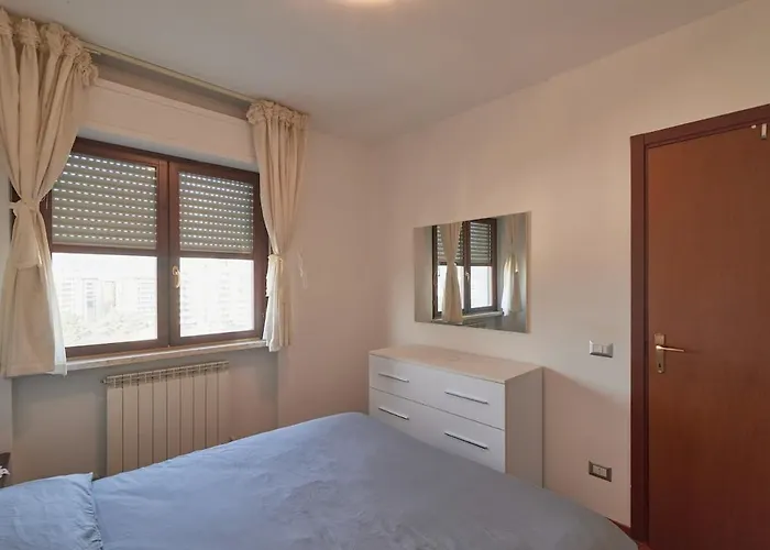 Spazioso Vicino Stazione Appartamento *