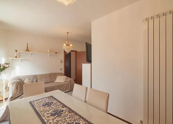 Spazioso Vicino Stazione *